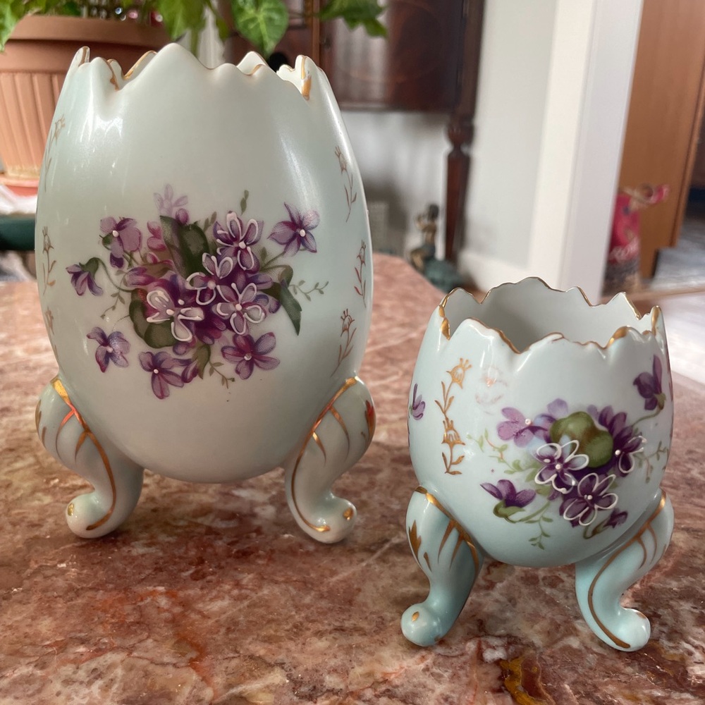 Beautiful Antique Cracked Eggs